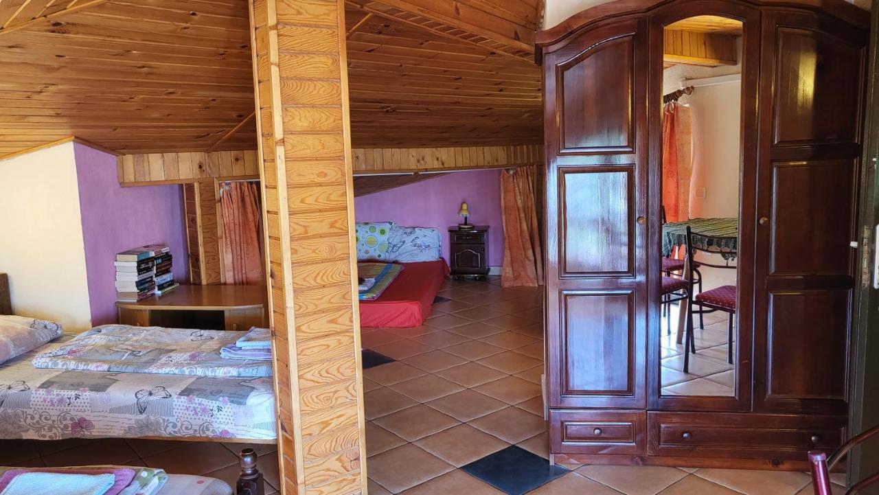 Guest House Fanny Sinemoretz Buitenkant foto