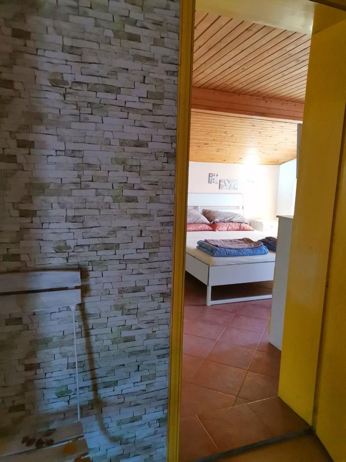 Guest House Fanny Sinemoretz Buitenkant foto